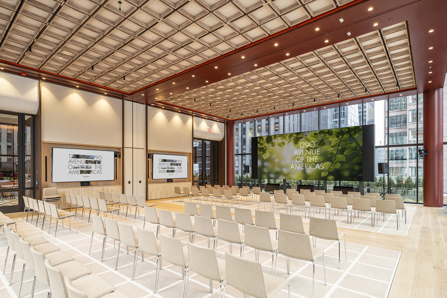 1290 AVENUE OF THE AMERICAS Building