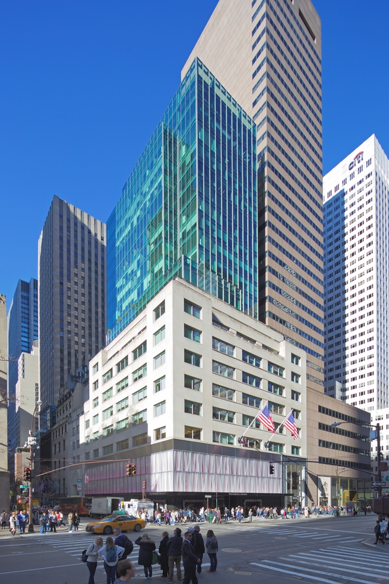 image of 640 FIFTH AVENUE