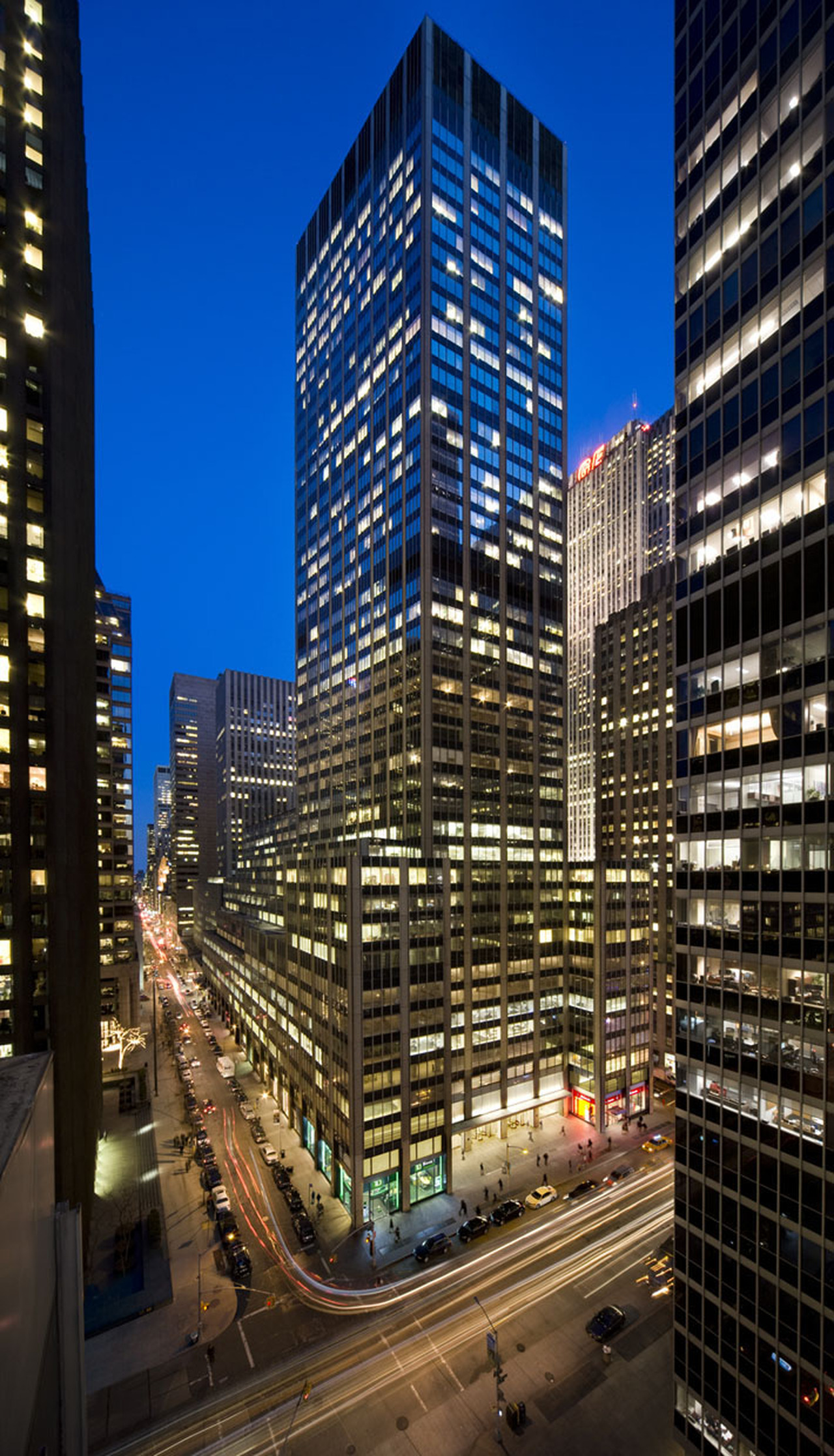 image of 1290 AVENUE OF THE AMERICAS